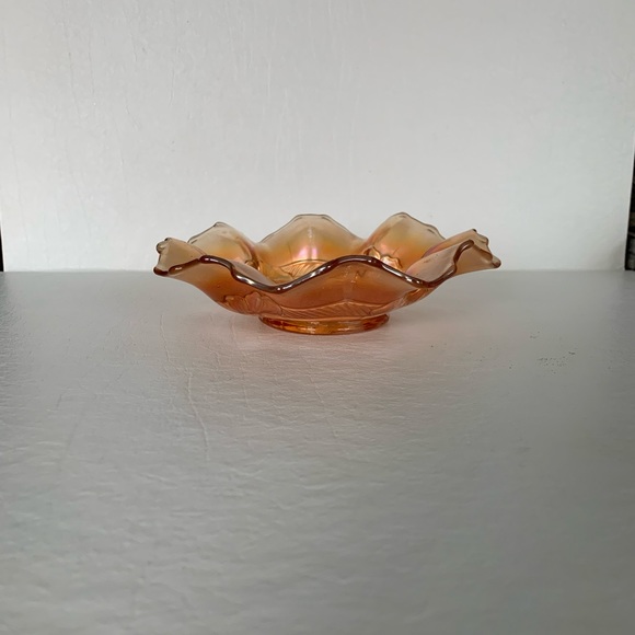 Vintage Marigold Carnival Glass Ruffle Bowl - Picture 4 of 4
